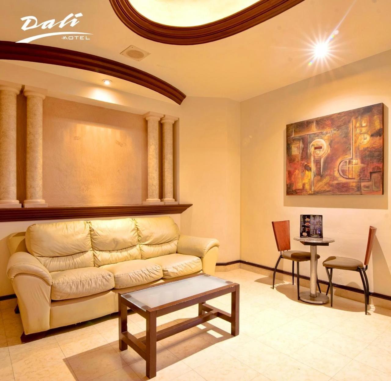 Hotel Dali Reynosa Exterior foto